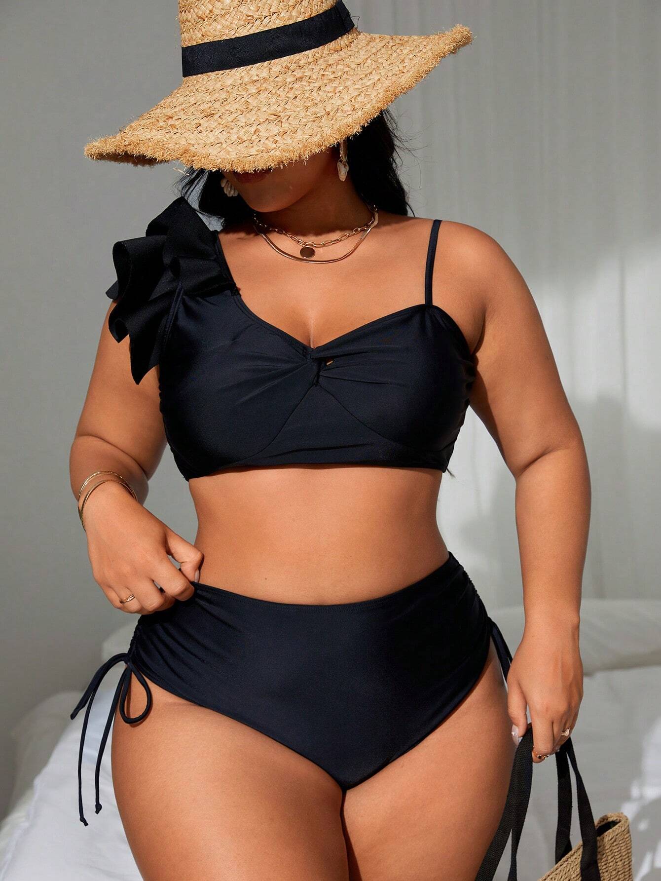 SHEIN Plus Size Two Piece Bikini Set Size 1XL (18)