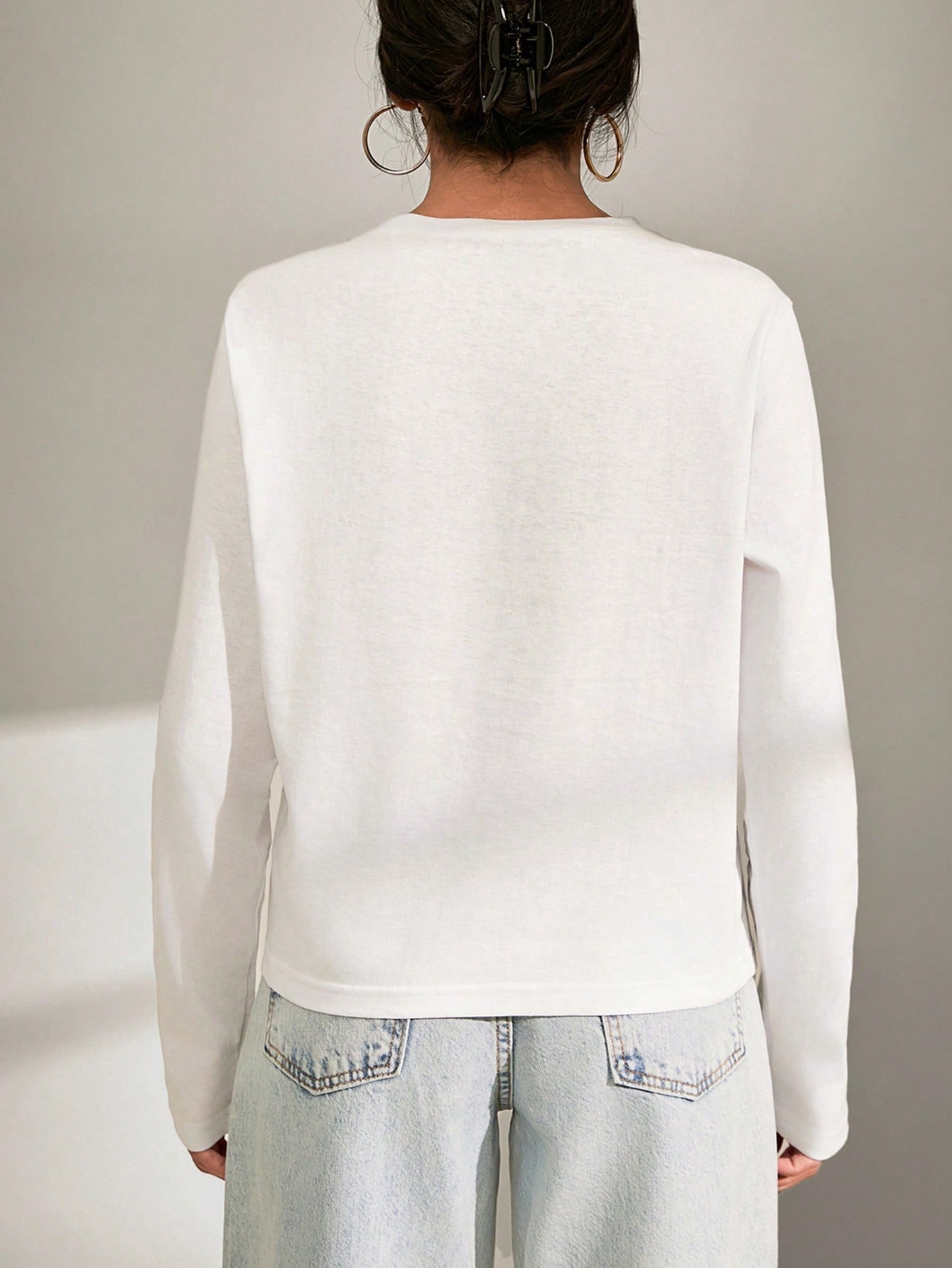 SHEIN White Flower Embroidery T-Shirt Size 10 (M)
