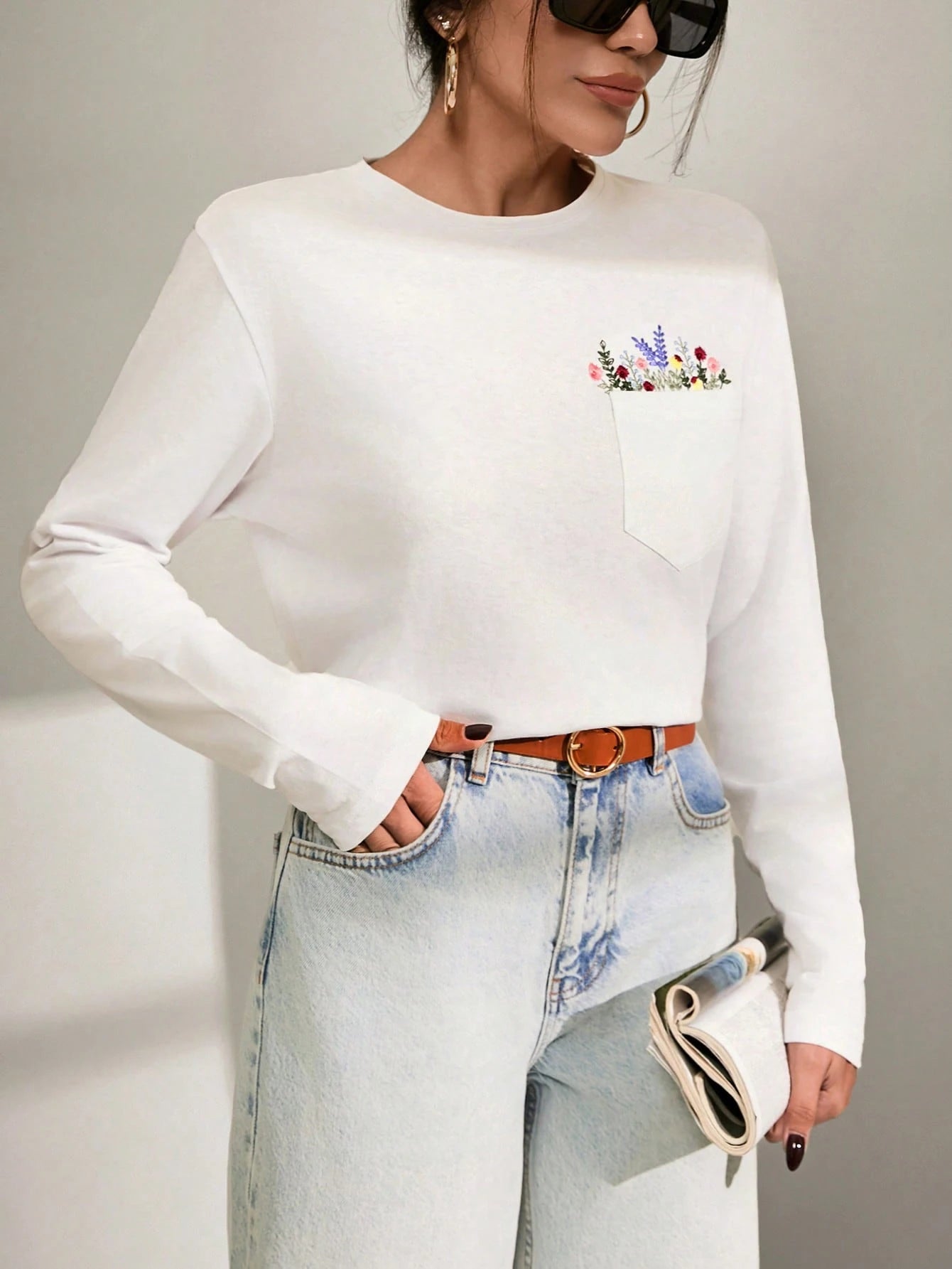 SHEIN White Flower Embroidery T-Shirt Size 10 (M)