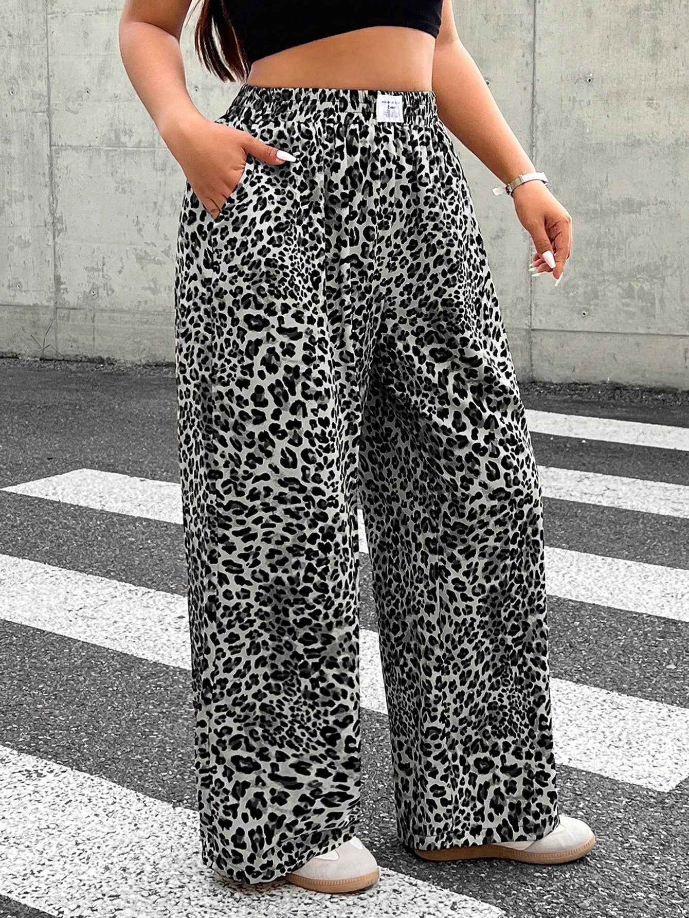 SHEIN Casual Leopard Print Wide Leg Pants Size 18 (1XL)
