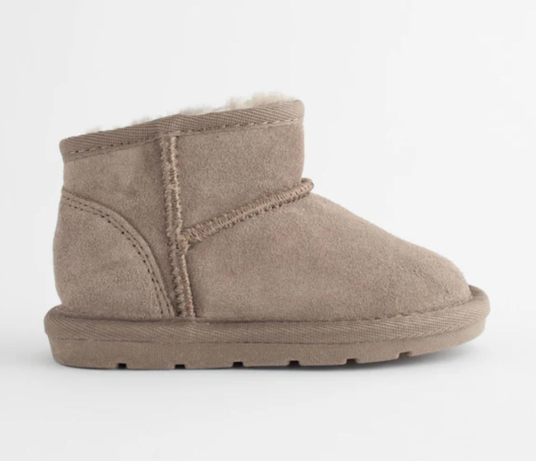 NEXT Mini Suede Pull On Boots Size 11 RRP £28