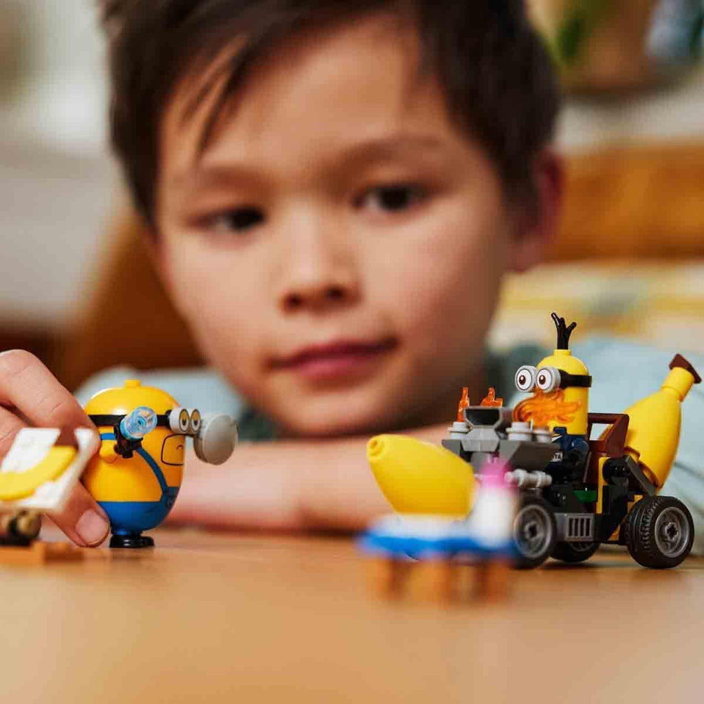 LEGO Despicable Me Minions and Banana Car Toy 75580