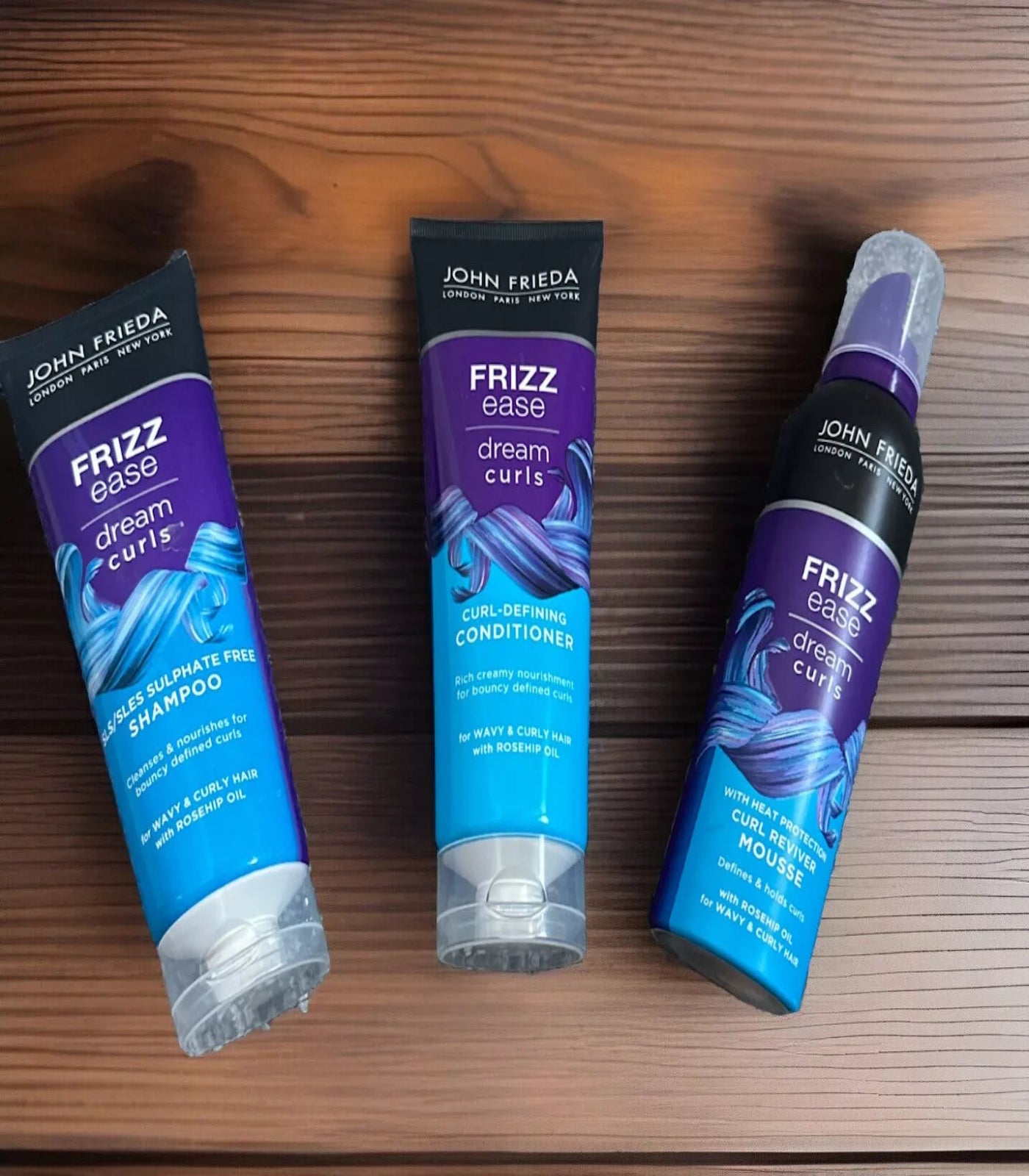 John Frieda Dream Curls Shampoo, Conditioner & Mousse Bundle