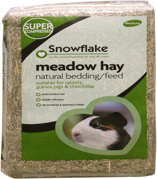 Snowflake Meadow Hay Feed And Bedding - Medium