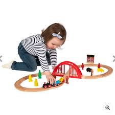 Squirrel Play 35 Piece Wooden Figure 8 Train Set