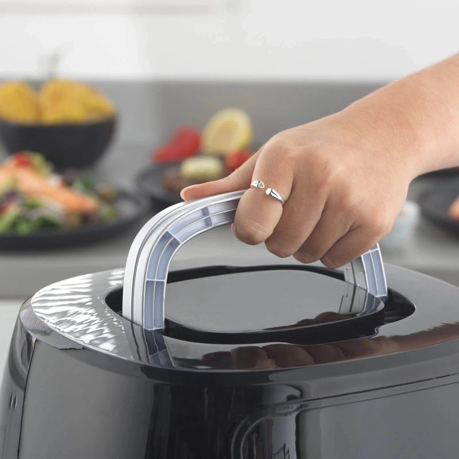 Salter Digital Air Fryer 4.2L 8 Presets Touch Screen