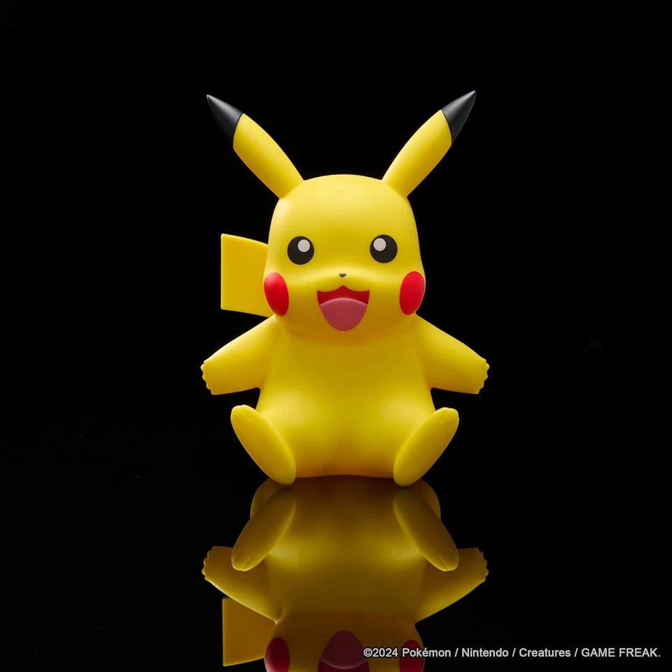 Pokemon Select Deluxe Vinyl 8 Inch Figure - Pikachu